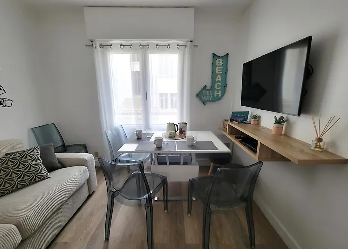 Cocon, Centre St Raphael, A 1min Apartamento Saint-Raphaël